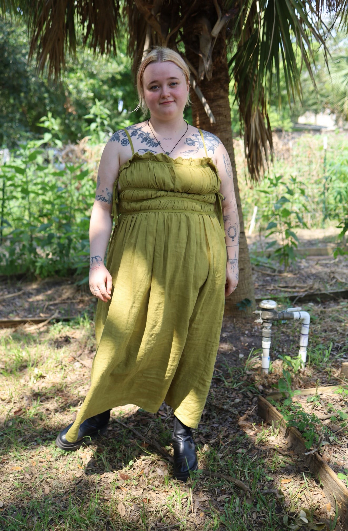 Sophie Dress in Olive Linen