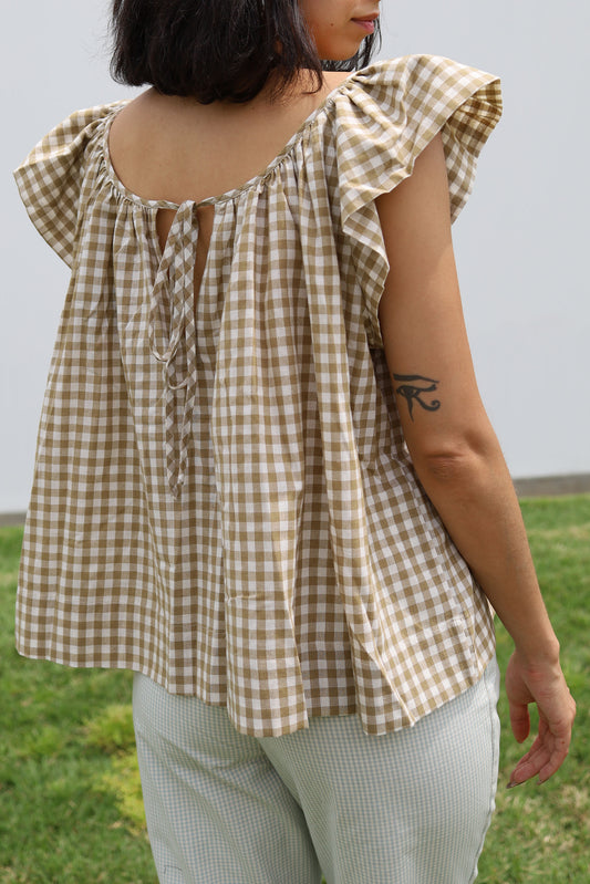 Lucy Top in Cotton Gingham in Sand